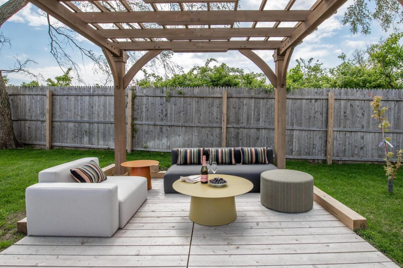 Vine & Sand--Southold Ny'S Newest B&B Esterno foto
